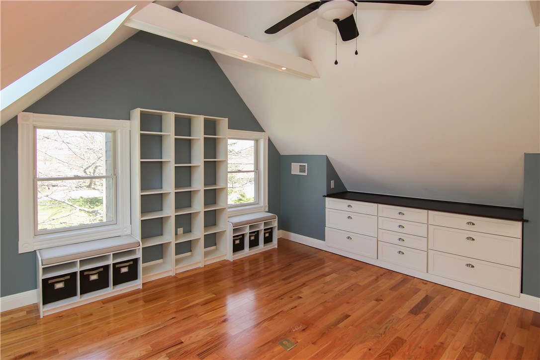 37 Beach Road Bristol, RI 02809 - Photo 27 of 40