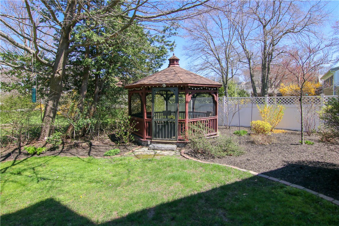 37 Beach Road Bristol, RI 02809 - Photo 39 of 40