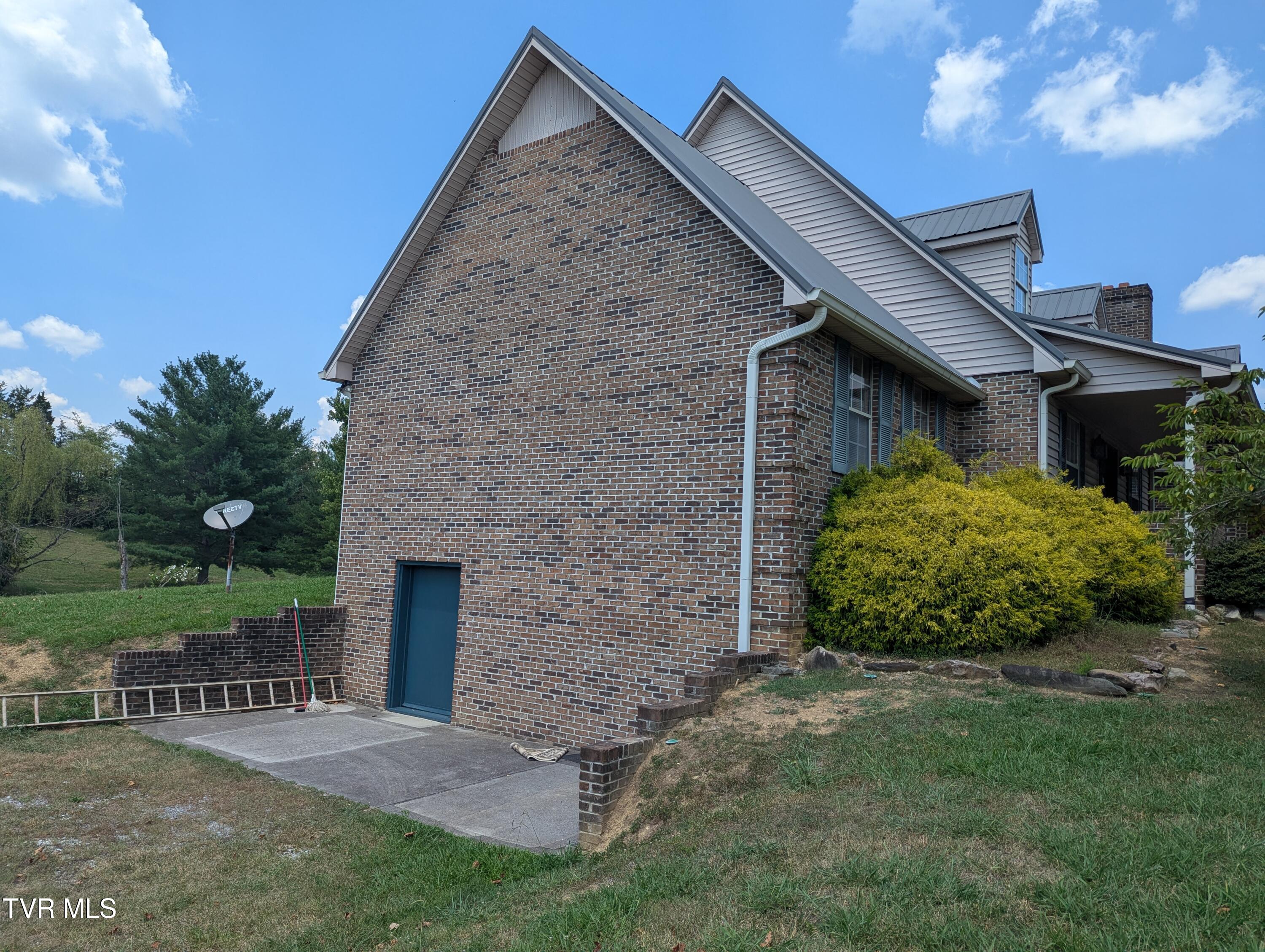 1473 Oasis Road Bulls Gap, TN 37711 - Photo 11 of 143 PXL_20250706_185116648