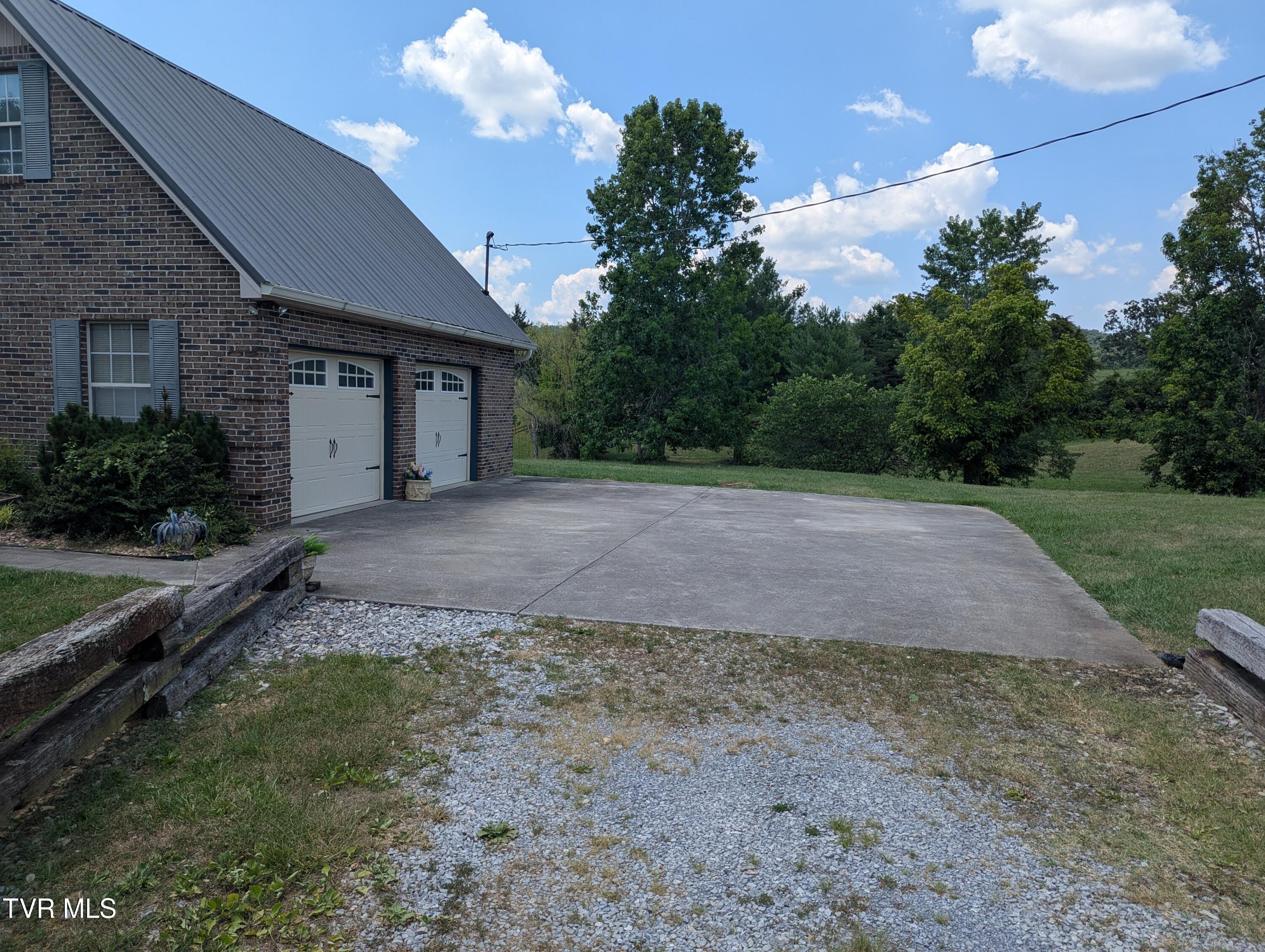 1473 Oasis Road Bulls Gap, TN 37711 - Photo 17 of 143 PXL_20250706_184858351