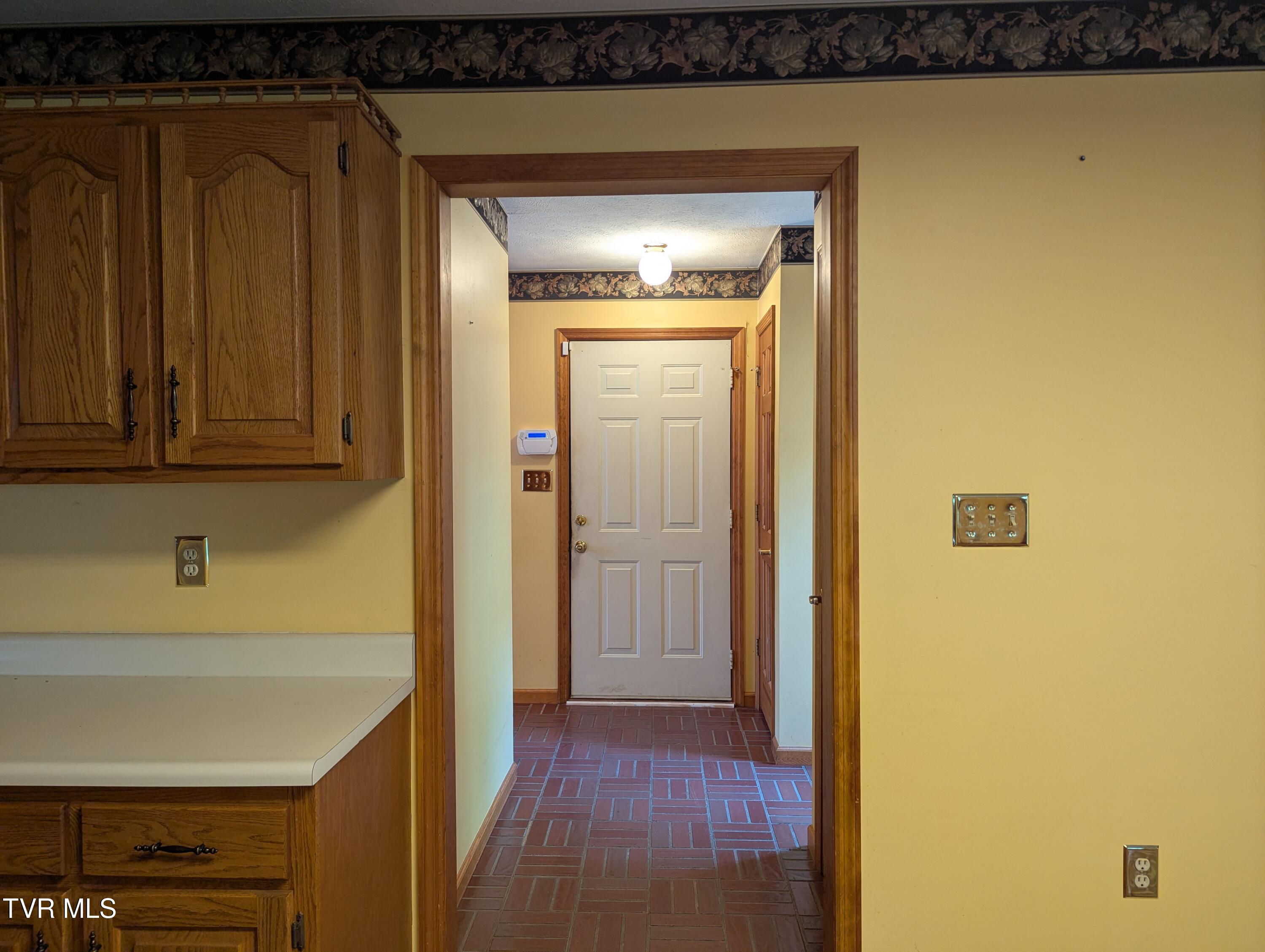1473 Oasis Road Bulls Gap, TN 37711 - Photo 47 of 143 Kitchen to garage