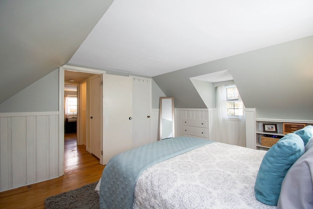46 Burnside Terrace Springfield, MA 01118 - Photo 16 of 38