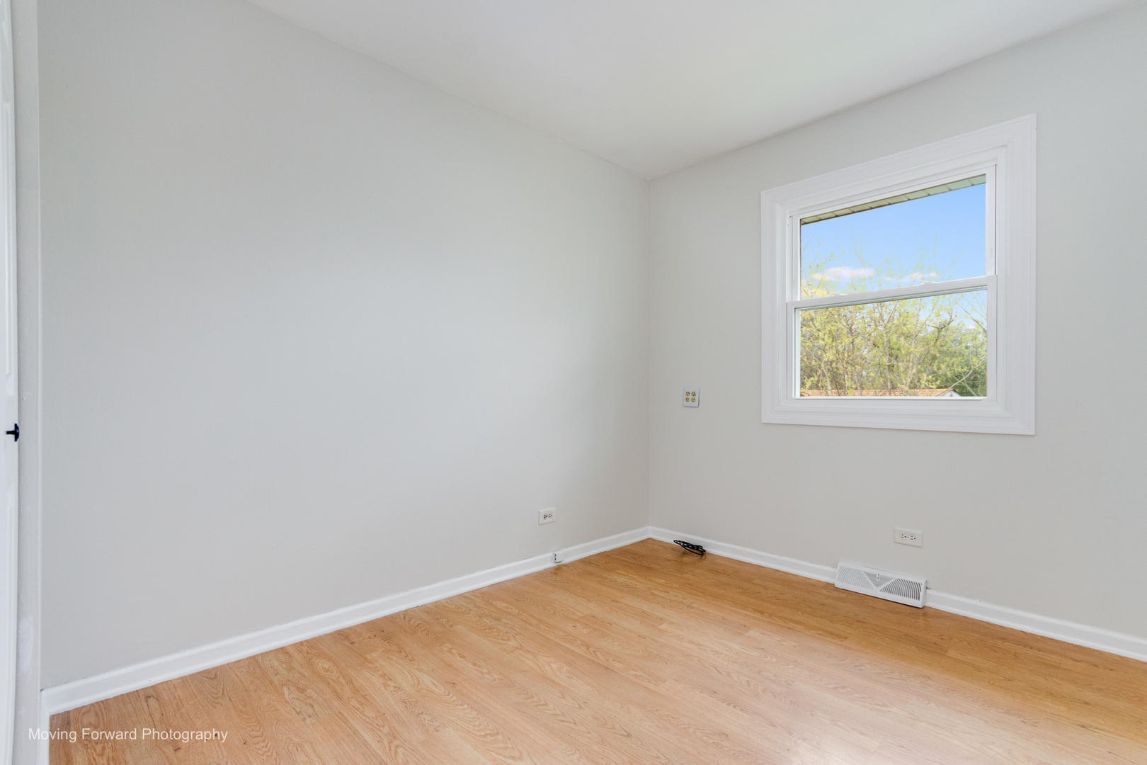 106 Crescent Road Fox River Grove, IL 60021 - Photo 11 of 34