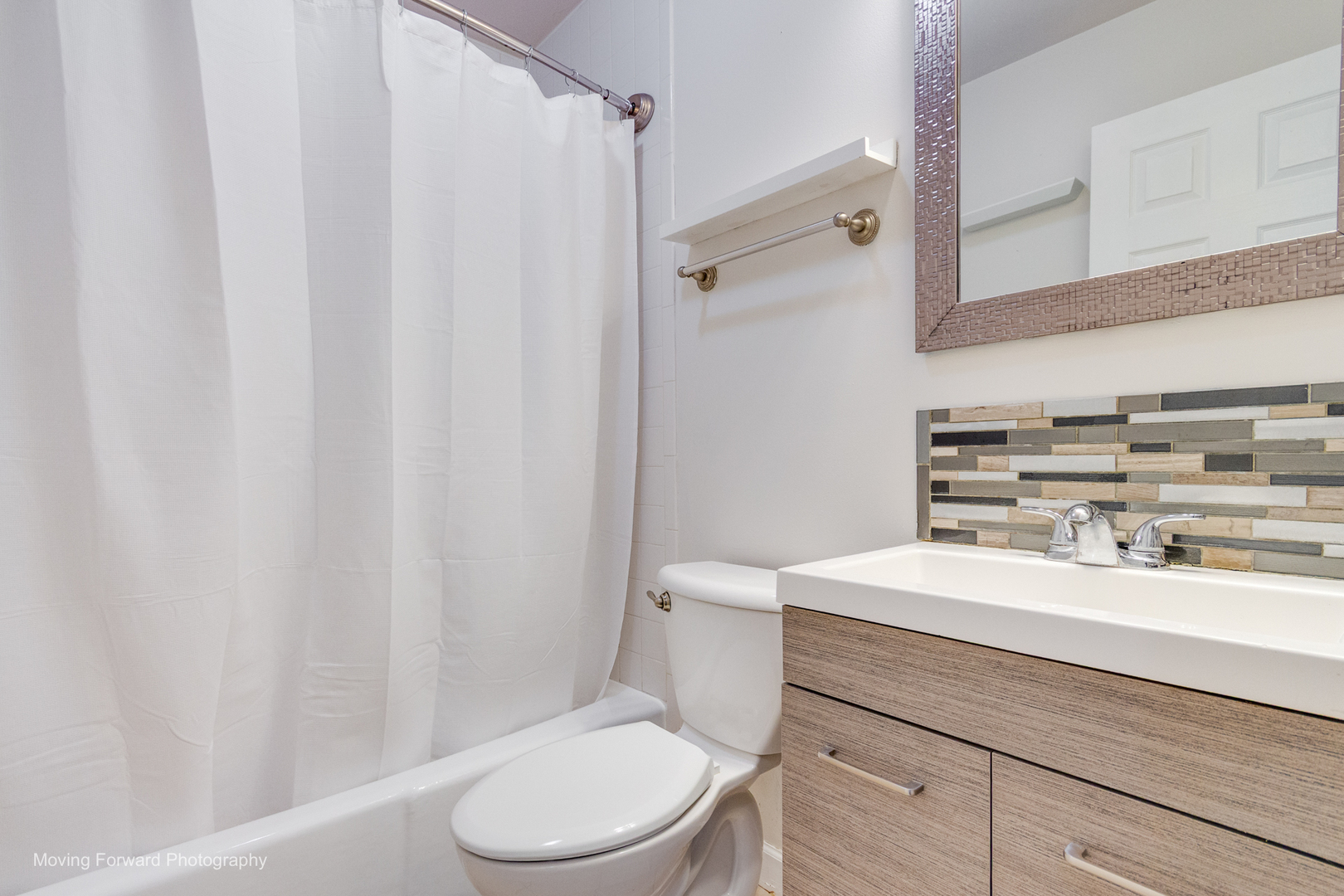 106 Crescent Road Fox River Grove, IL 60021 - Photo 13 of 34