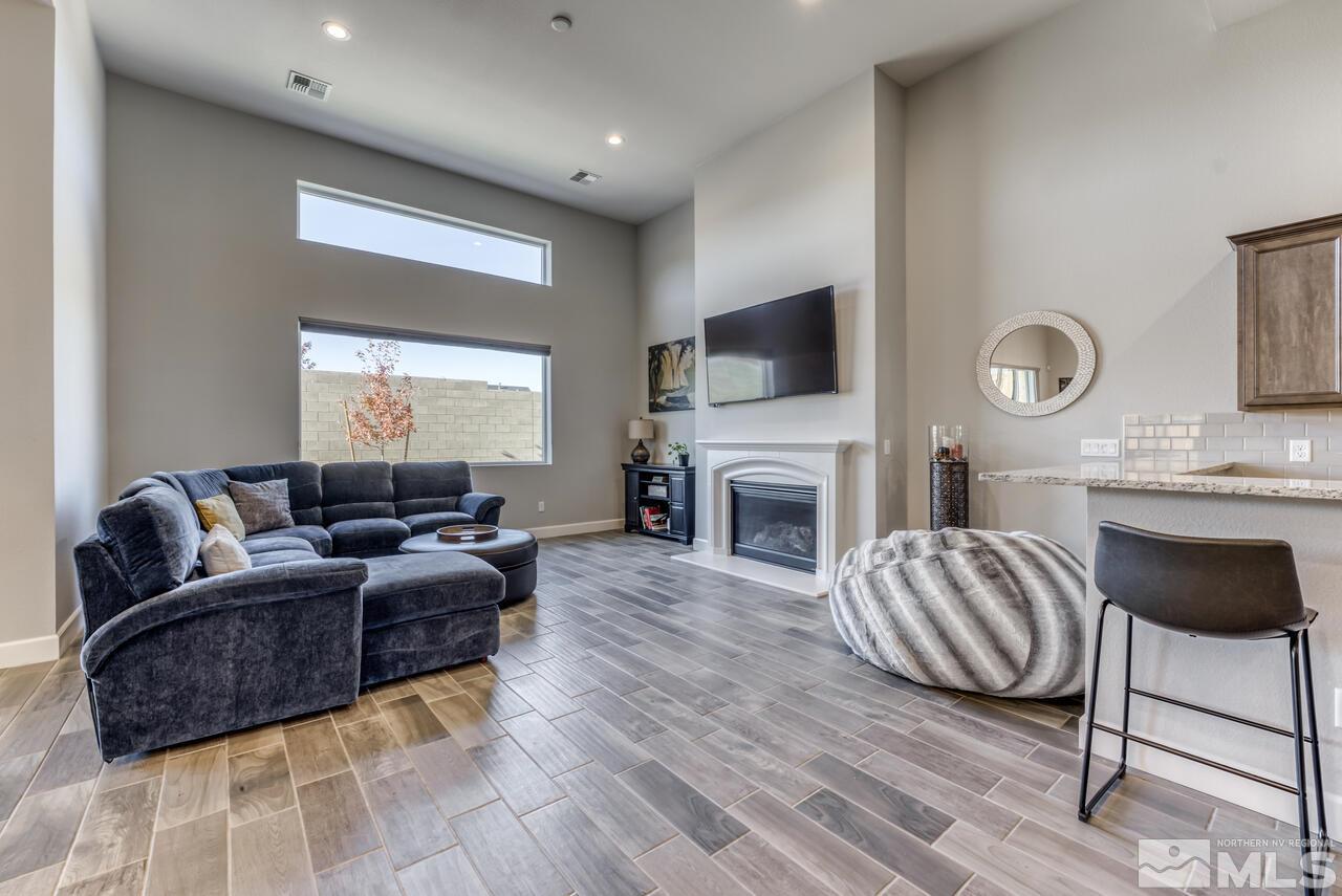 13525 Cobalt Sky Street Reno, NV 89521 - Photo 8 of 40 Photo 8