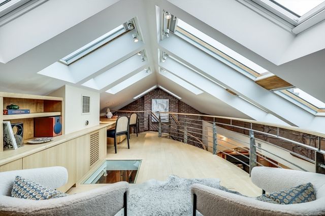 $3,250,000 | 343 Commercial Street, Unit 602, Boston, MA 02109