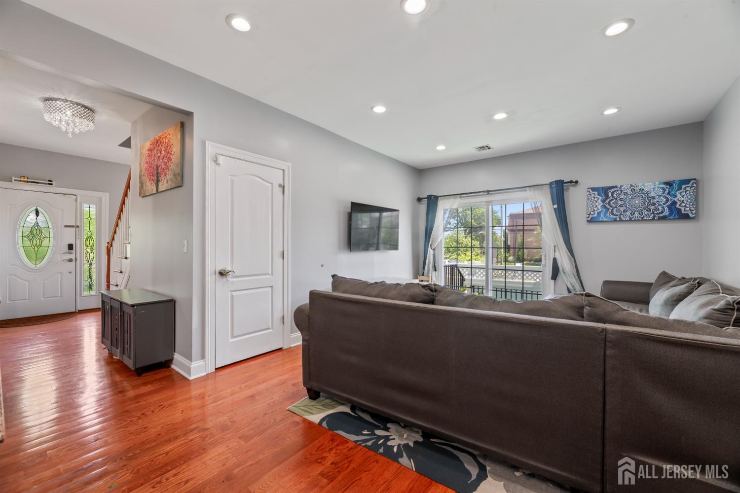 32 Cinder Road, Unit 22 Edison, NJ 08820 - Photo 12 of 42