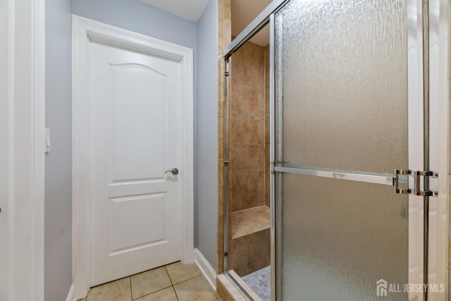 32 Cinder Road, Unit 22 Edison, NJ 08820 - Photo 21 of 42