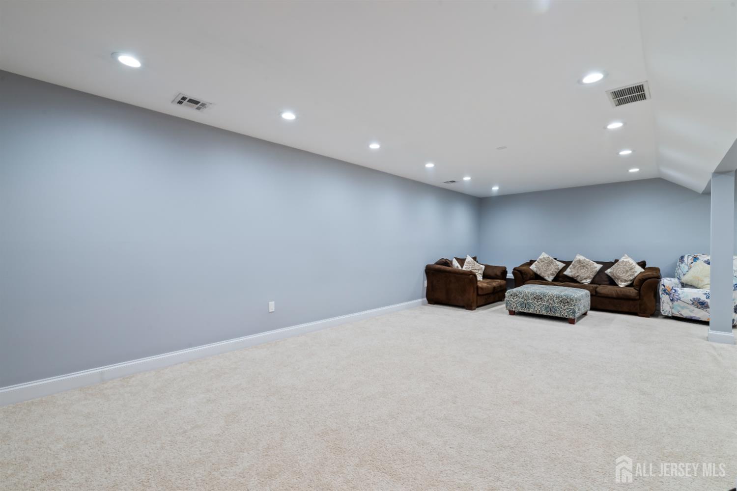 32 Cinder Road, Unit 22 Edison, NJ 08820 - Photo 30 of 42