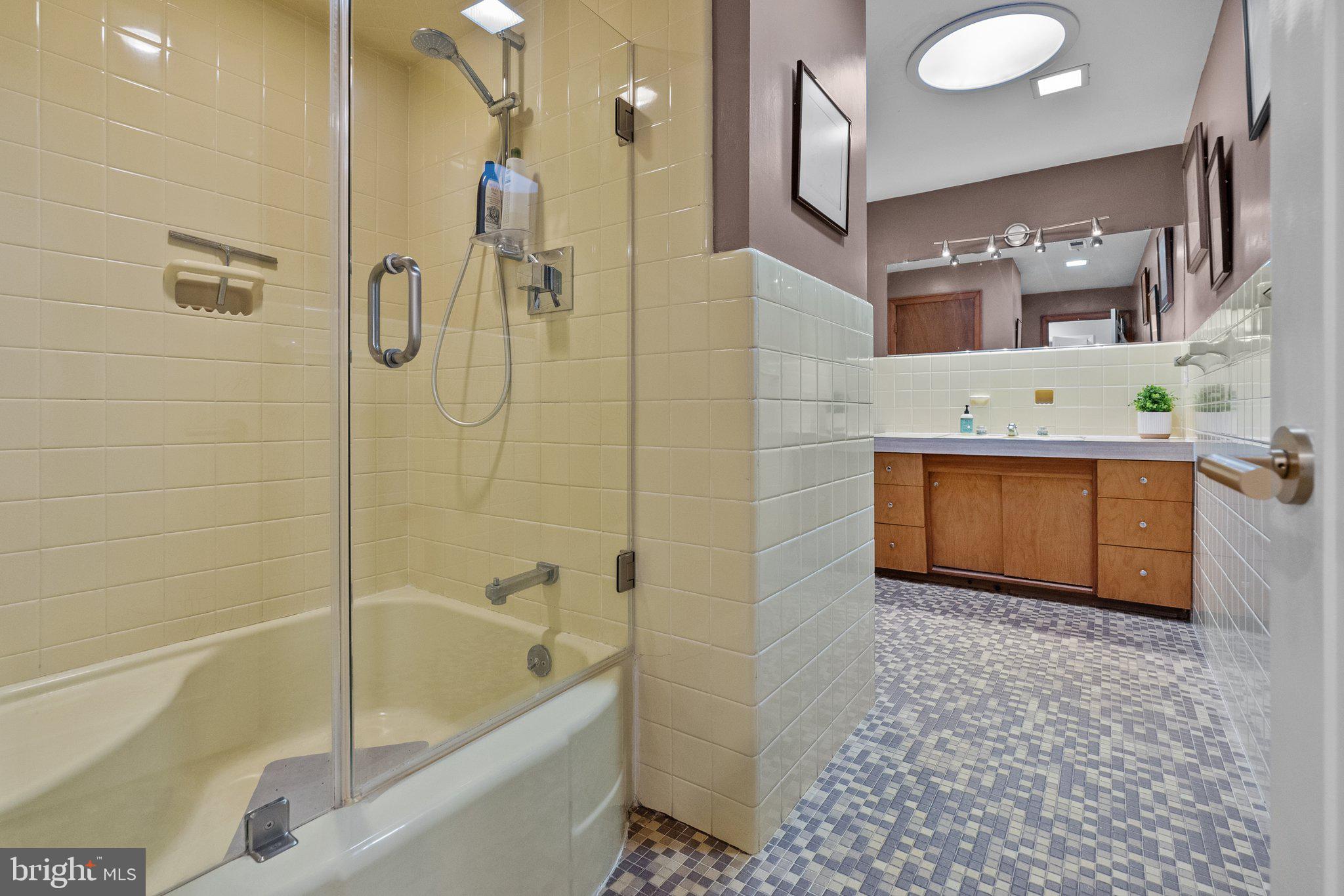 110 Eton Road Yardley, PA 19067 - Photo 23 of 45