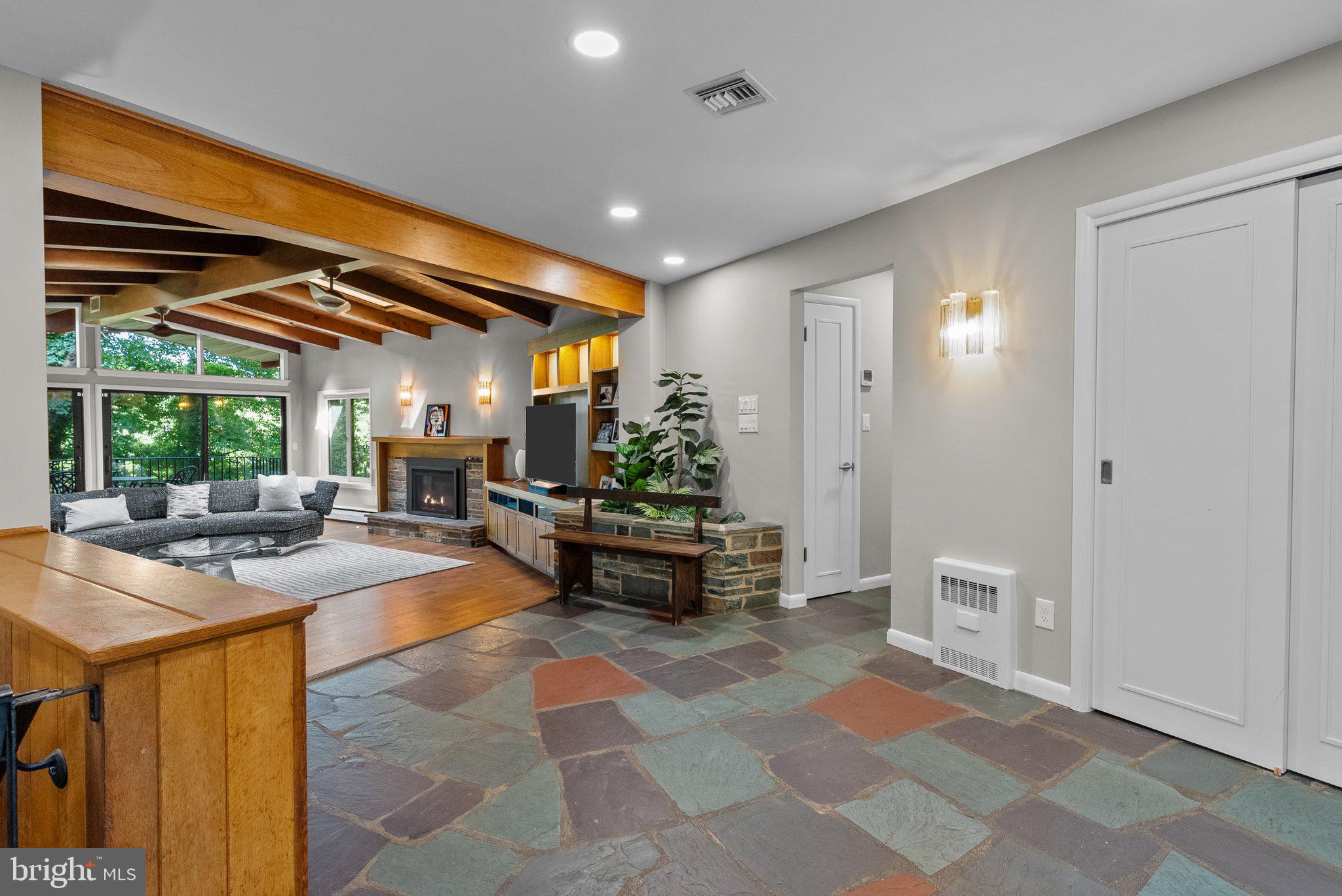 110 Eton Road Yardley, PA 19067 - Photo 4 of 45