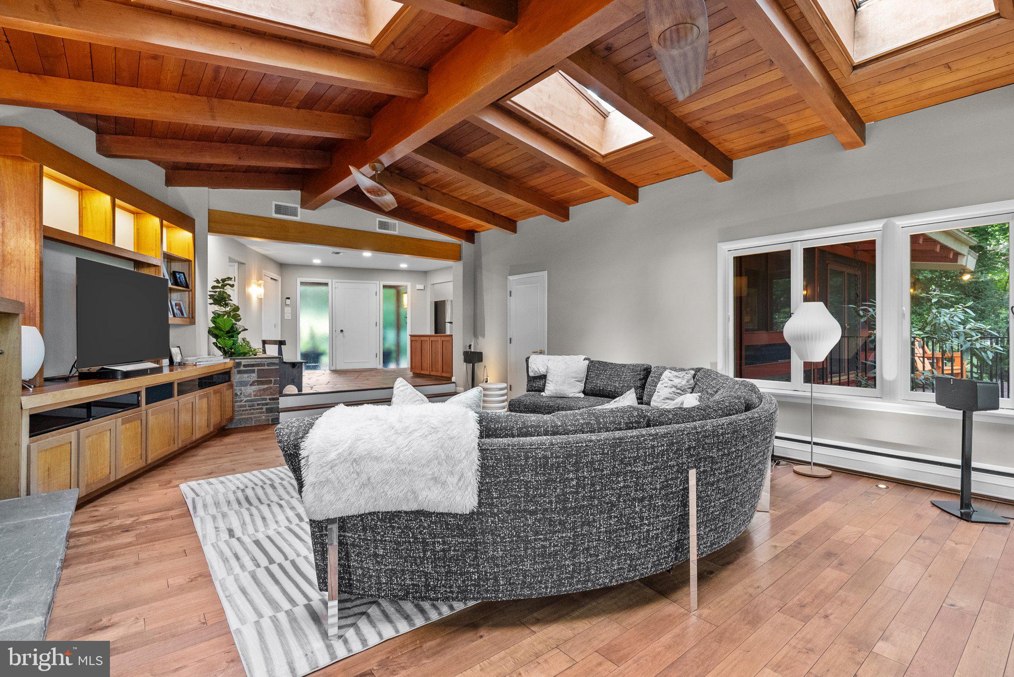 110 Eton Road Yardley, PA 19067 - Photo 7 of 45