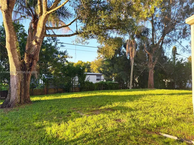 $1,400 | 6505 Northeast 7th Street, Okeechobee, FL 34974