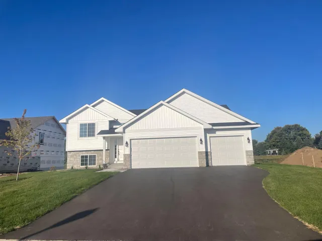 $532,499 | 17691 Empire Trail, Lakeville, MN 55044