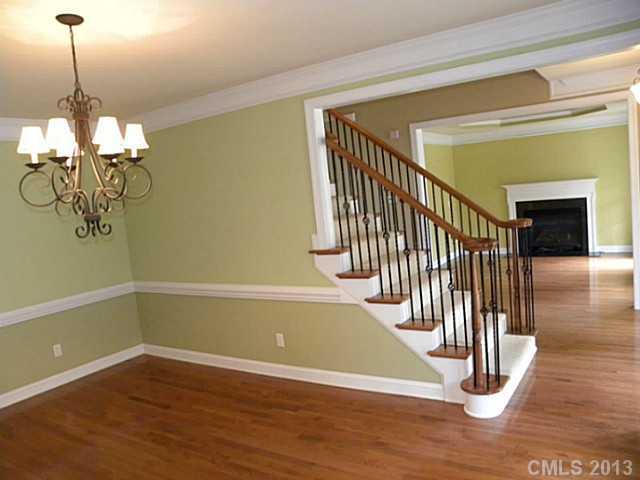 16519 Turtle Point Road Charlotte, NC 28278 - Photo 3 of 16 Gallery Image 3