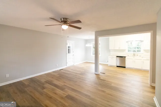 $205,000 | 94 Ravenwood Way, Warner Robins, GA 31093