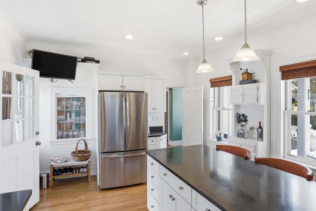 26 Walnut Street Maynard, MA 01754 - Photo 19 of 38