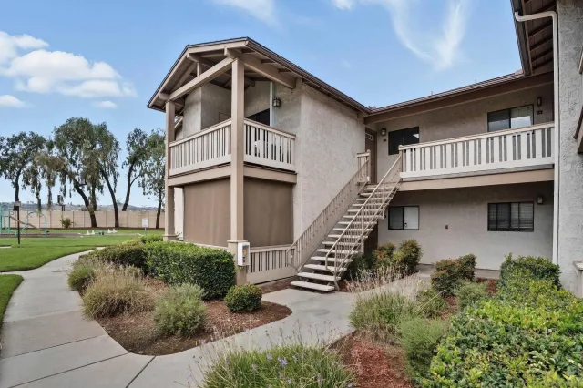 $425,000 | 1423 Graves Avenue, Unit 240, El Cajon, CA 92021