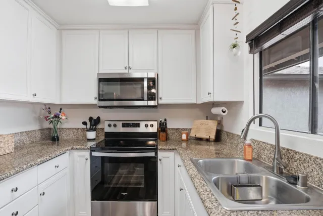 $425,000 | 1423 Graves Avenue, Unit 240, El Cajon, CA 92021