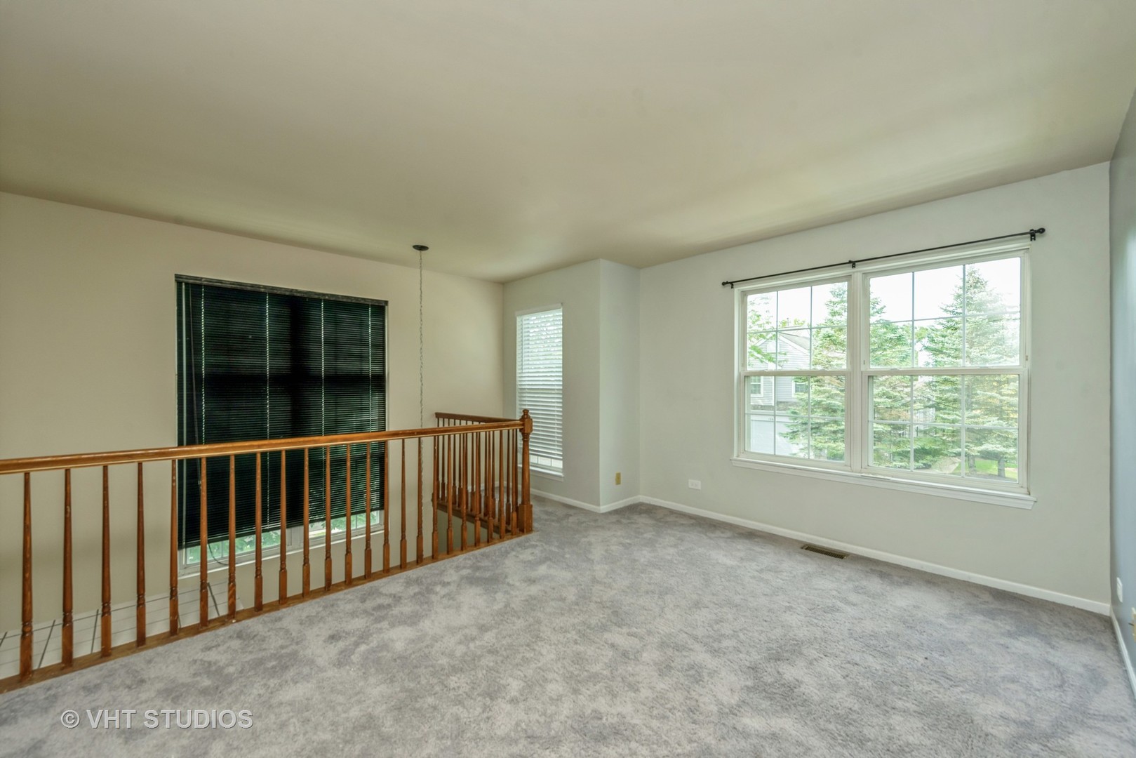 125 Parkview Drive Wauconda, IL 60084 - Photo 10 of 14 a view of an empty room with a window