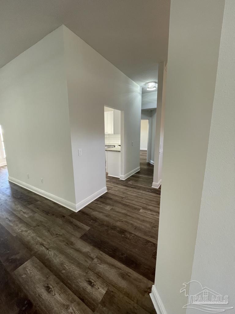3084 Red Fern Road Cantonment, FL 32533 - Photo 6 of 39 Gallery Image 6