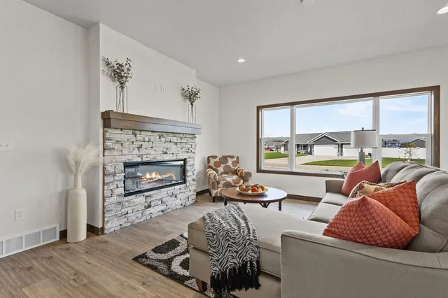 $419,900 | 733 Tambour Court, De Pere, WI 54115