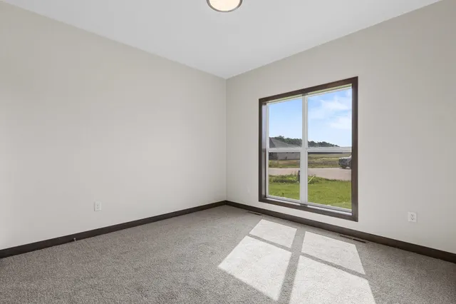 $419,900 | 733 Tambour Court, De Pere, WI 54115