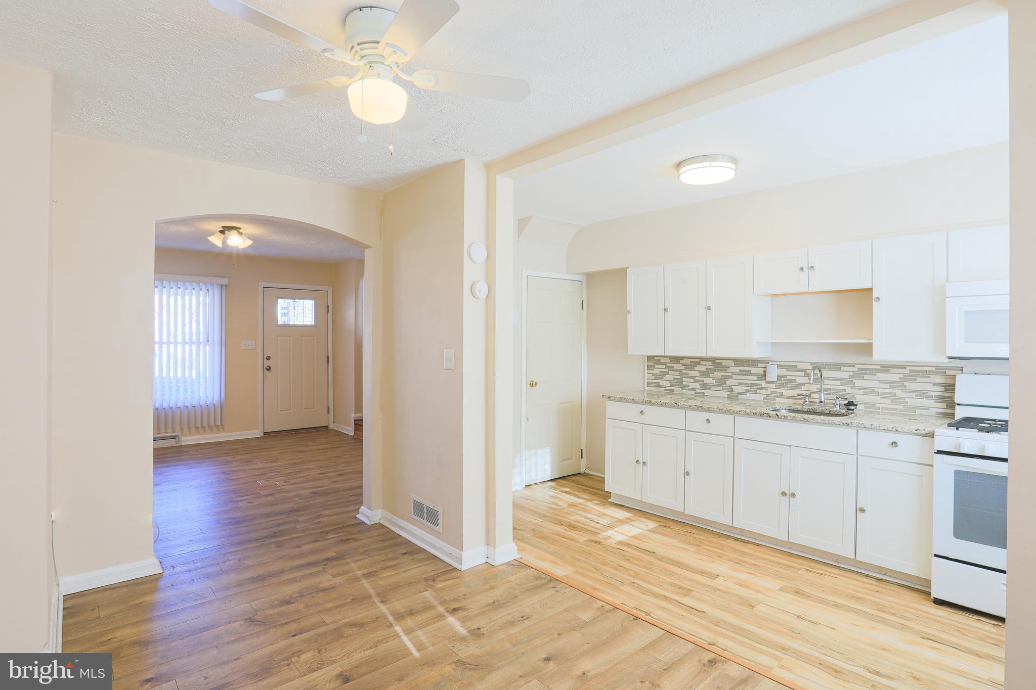 505 Queensgate Road Baltimore, MD 21229 - Photo 11 of 34