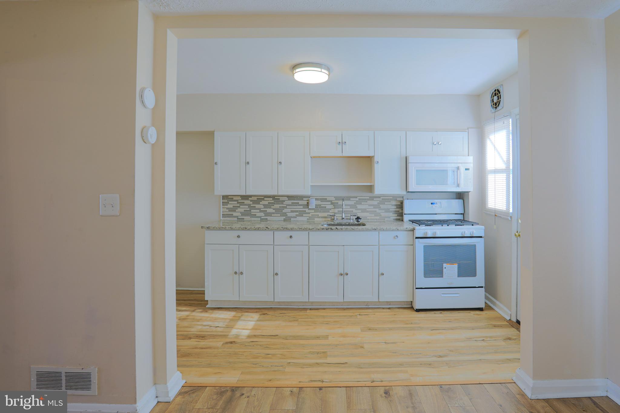 505 Queensgate Road Baltimore, MD 21229 - Photo 14 of 34