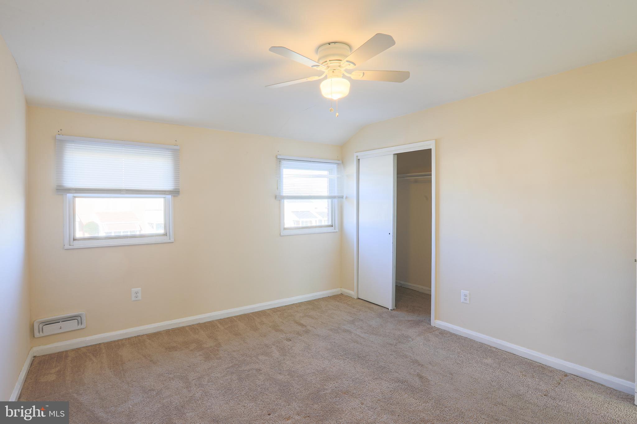 505 Queensgate Road Baltimore, MD 21229 - Photo 18 of 34