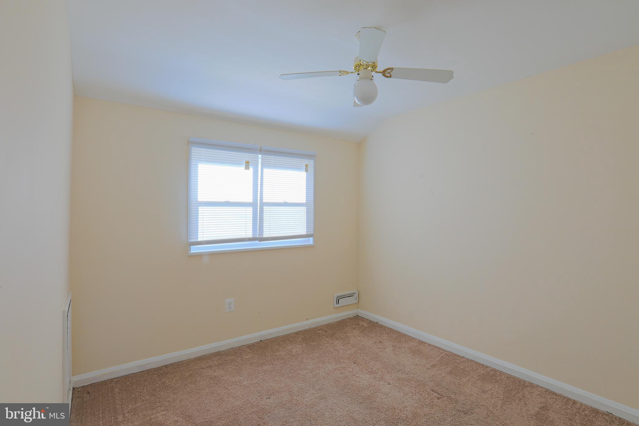 505 Queensgate Road Baltimore, MD 21229 - Photo 19 of 34