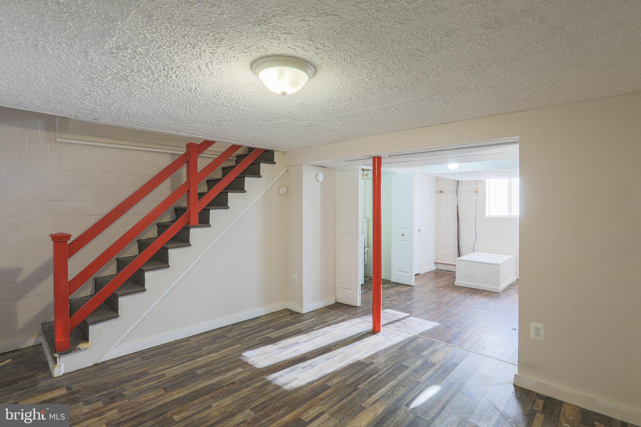 505 Queensgate Road Baltimore, MD 21229 - Photo 23 of 34