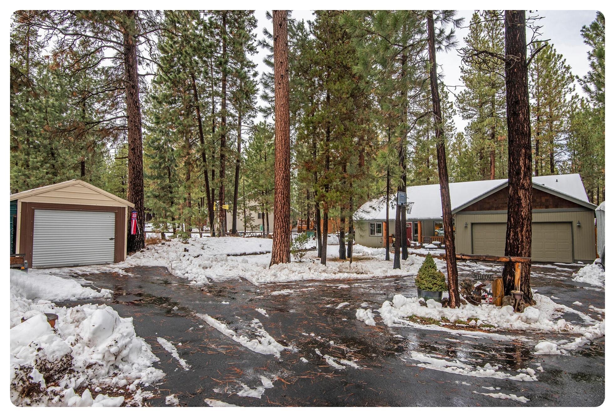 16840 Jacinto Road Bend, OR 97707 - Photo 1 of 36 16840 Jacinto Rd Sunriver OR-large-001-0