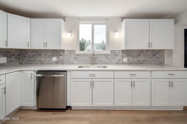 $299,999 | 1320 Ridge Road, Broadalbin, NY 12025