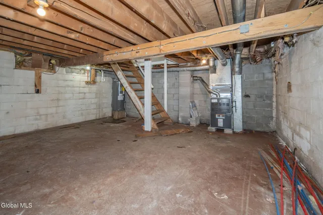 $299,999 | 1320 Ridge Road, Broadalbin, NY 12025