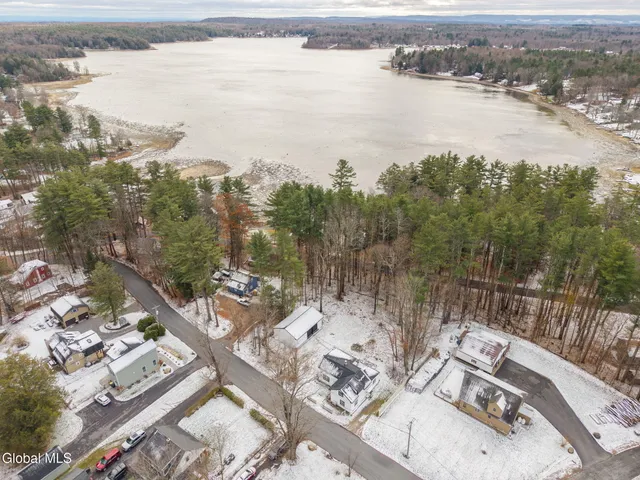 $299,999 | 1320 Ridge Road, Broadalbin, NY 12025