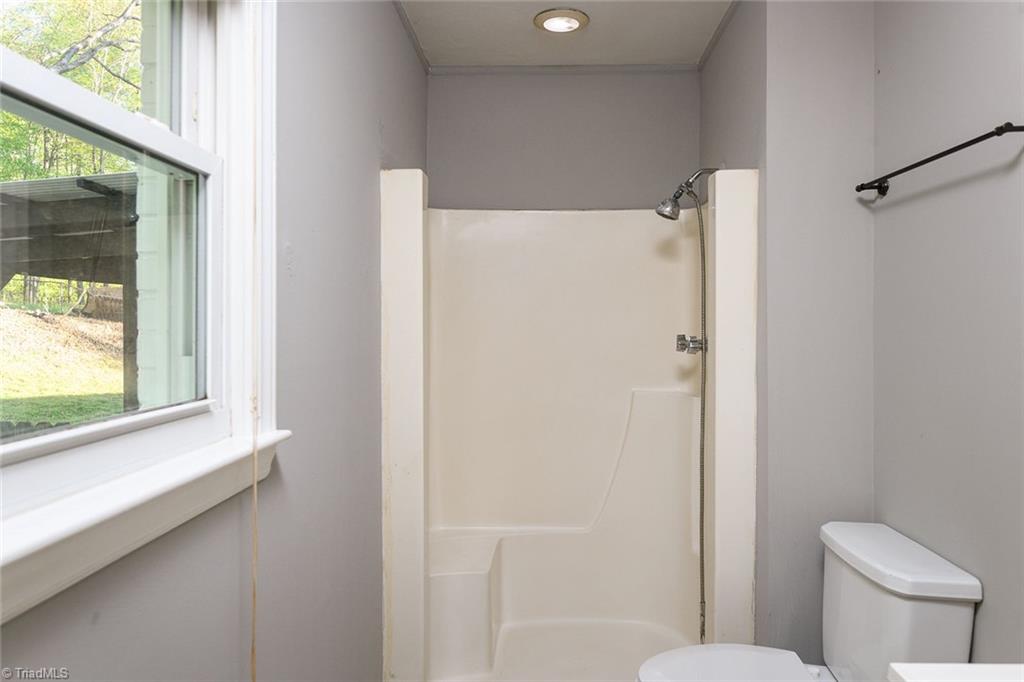 665 Alpine Road Winston-Salem, NC 27104 - Photo 13 of 28