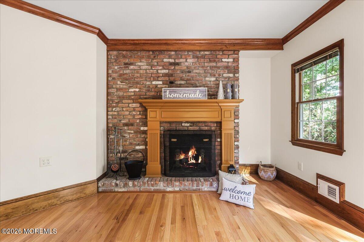 6 Rimwood Drive Lincroft, NJ 07738 - Photo 21 of 58 25-Family Room
