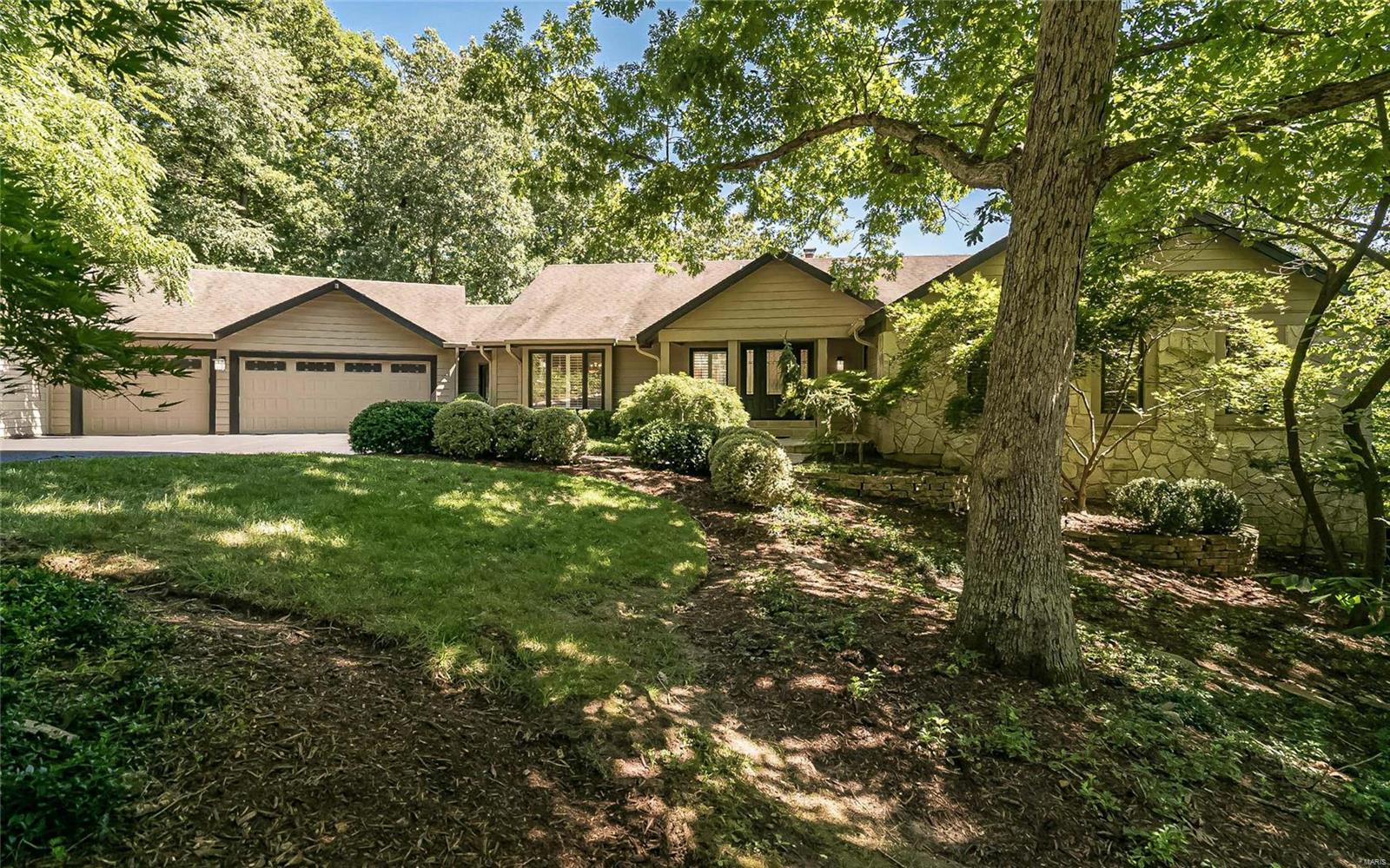 16492 Horseshoe Ridge Road Chesterfield, MO 63005 - Photo 2 of 59 Gallery Image 2