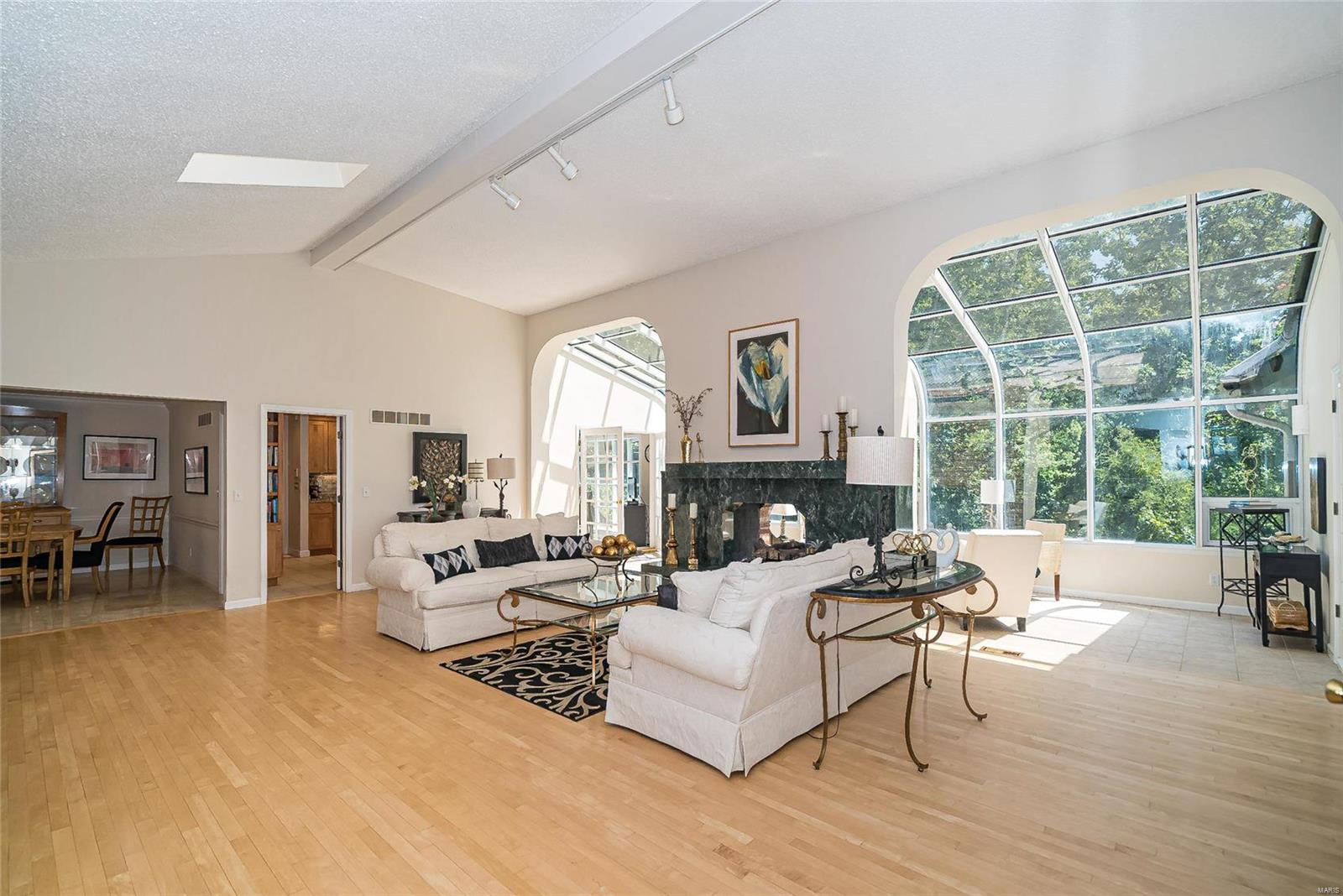 16492 Horseshoe Ridge Road Chesterfield, MO 63005 - Photo 11 of 59 Gallery Image 11