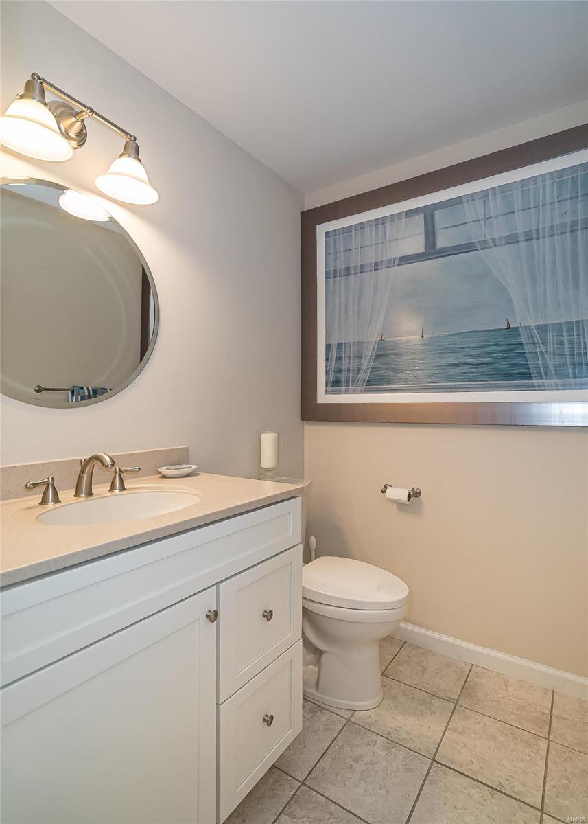 16492 Horseshoe Ridge Road Chesterfield, MO 63005 - Photo 34 of 59 Gallery Image 34