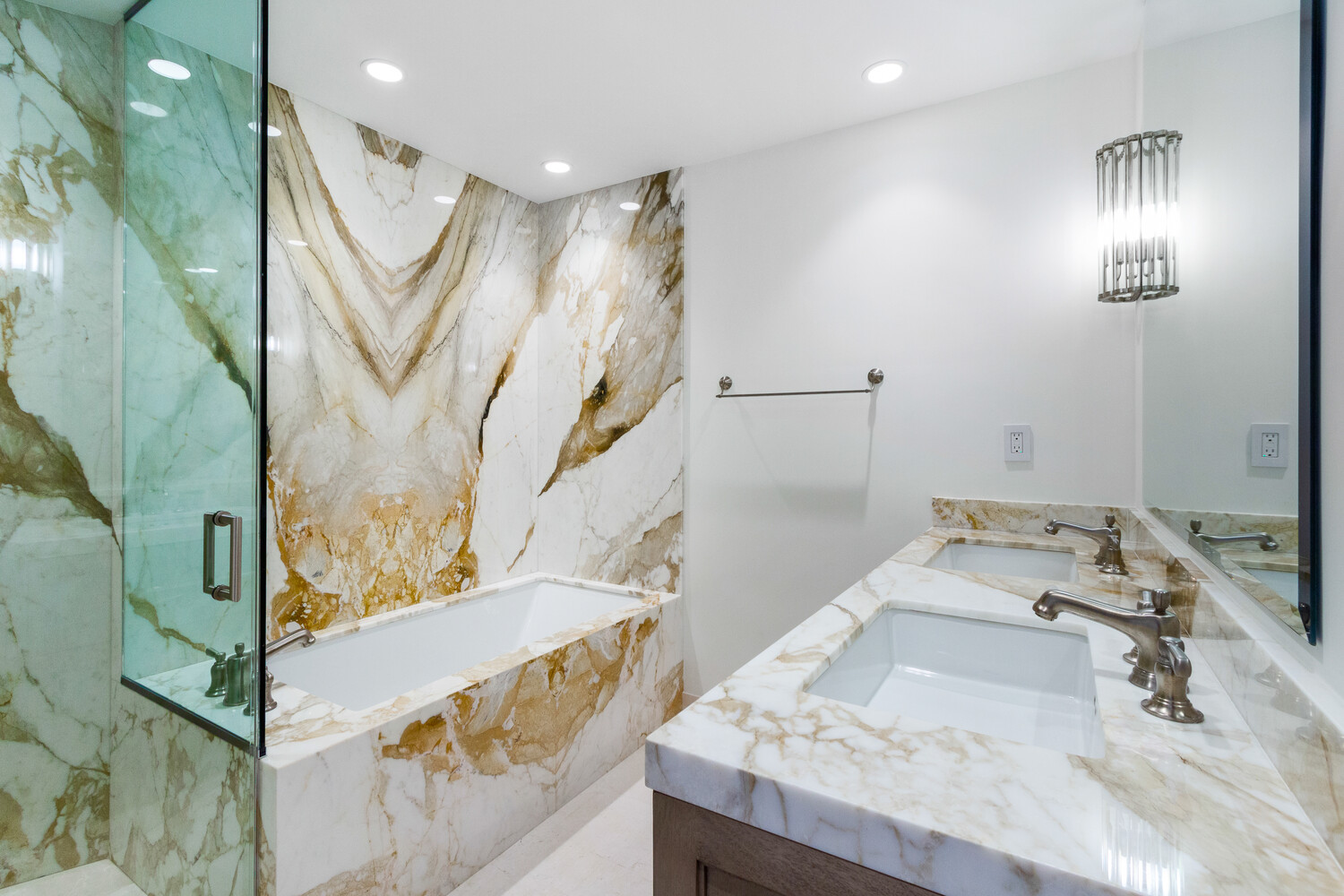 160 Central Park South, Unit 2501 Manhattan, NY 10019 - Photo 11 of 29