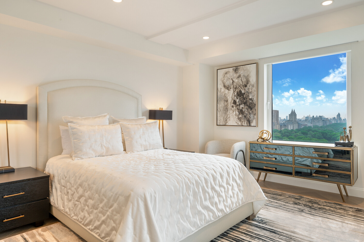 160 Central Park South, Unit 2501 Manhattan, NY 10019 - Photo 15 of 29