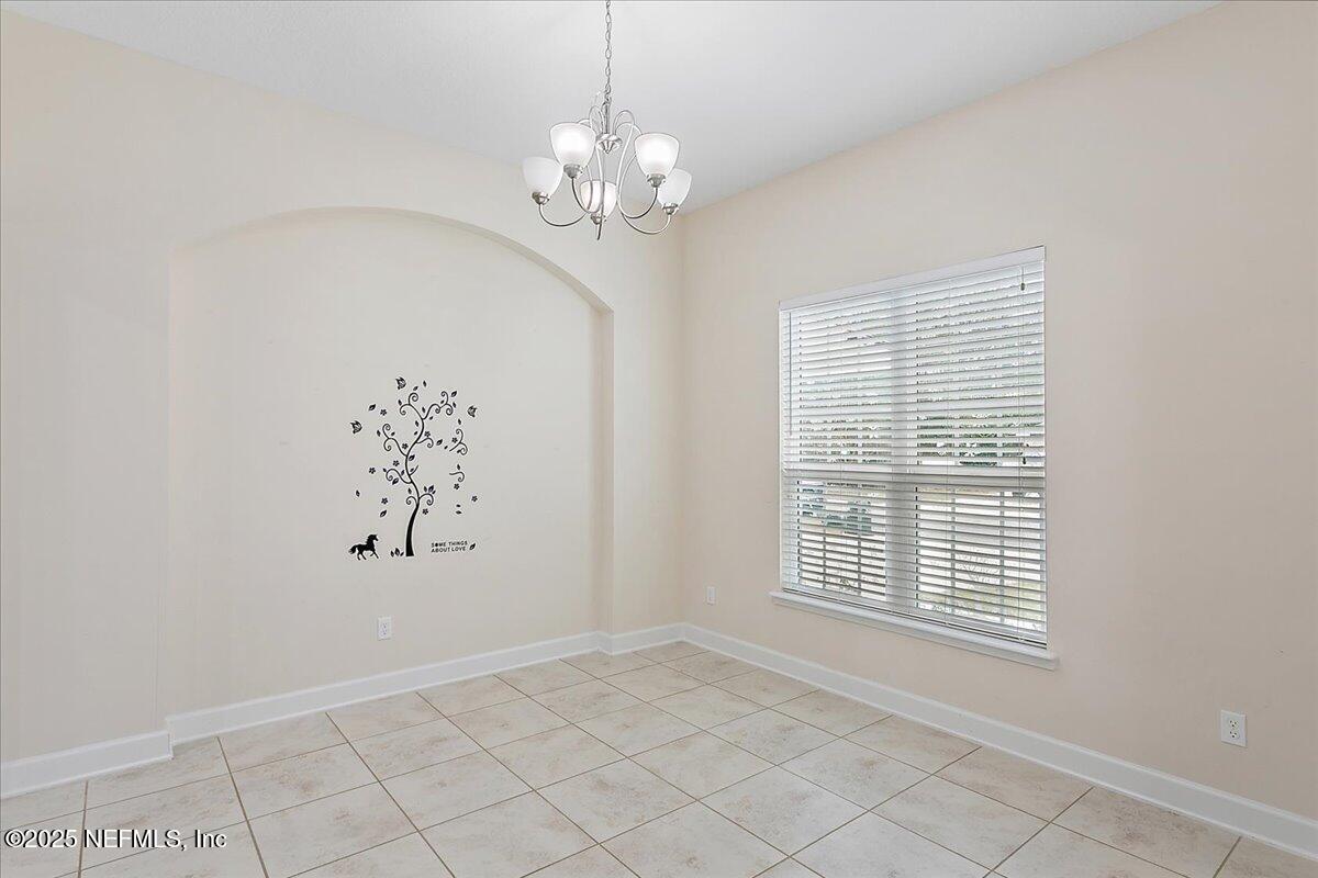 115 Spring Creek Way St. Augustine, FL 32095 - Photo 10 of 24 05-Dining Room