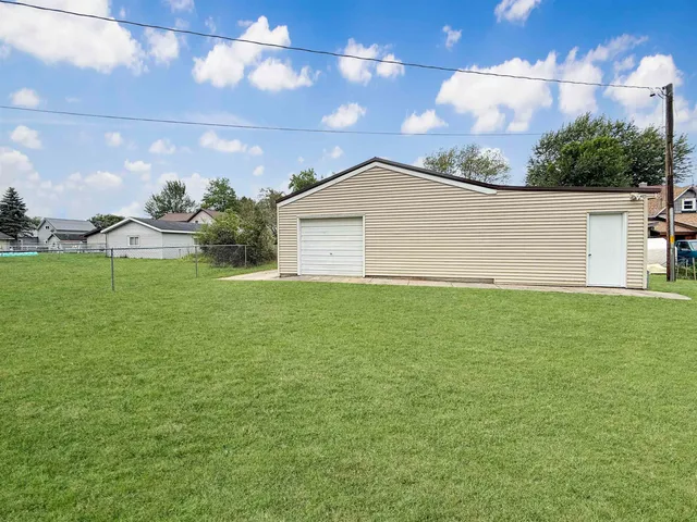 $200,000 | 180 North Beebe Avenue, Peshtigo, WI 54157