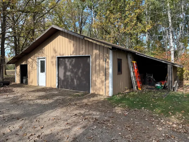 $259,000 | 21136 Highway 89, Roseau, MN 56751