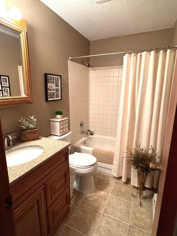 $259,000 | 21136 Highway 89, Roseau, MN 56751