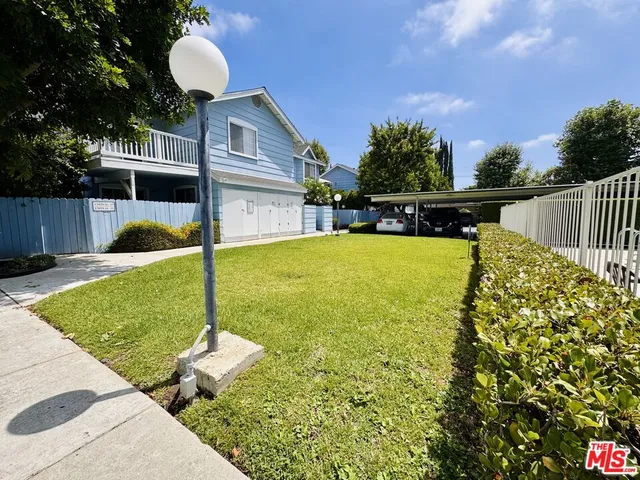 a view of a outdoor space
