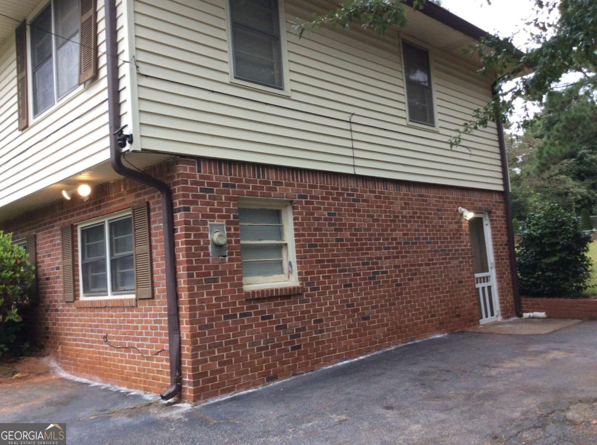 209 Decatur Road McDonough, GA 30253 - Photo 2 of 25 a view of a house