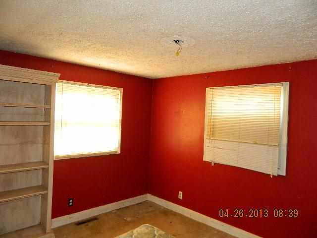 18838 Peach Road Culver, IN 46511 - Photo 3 of 9